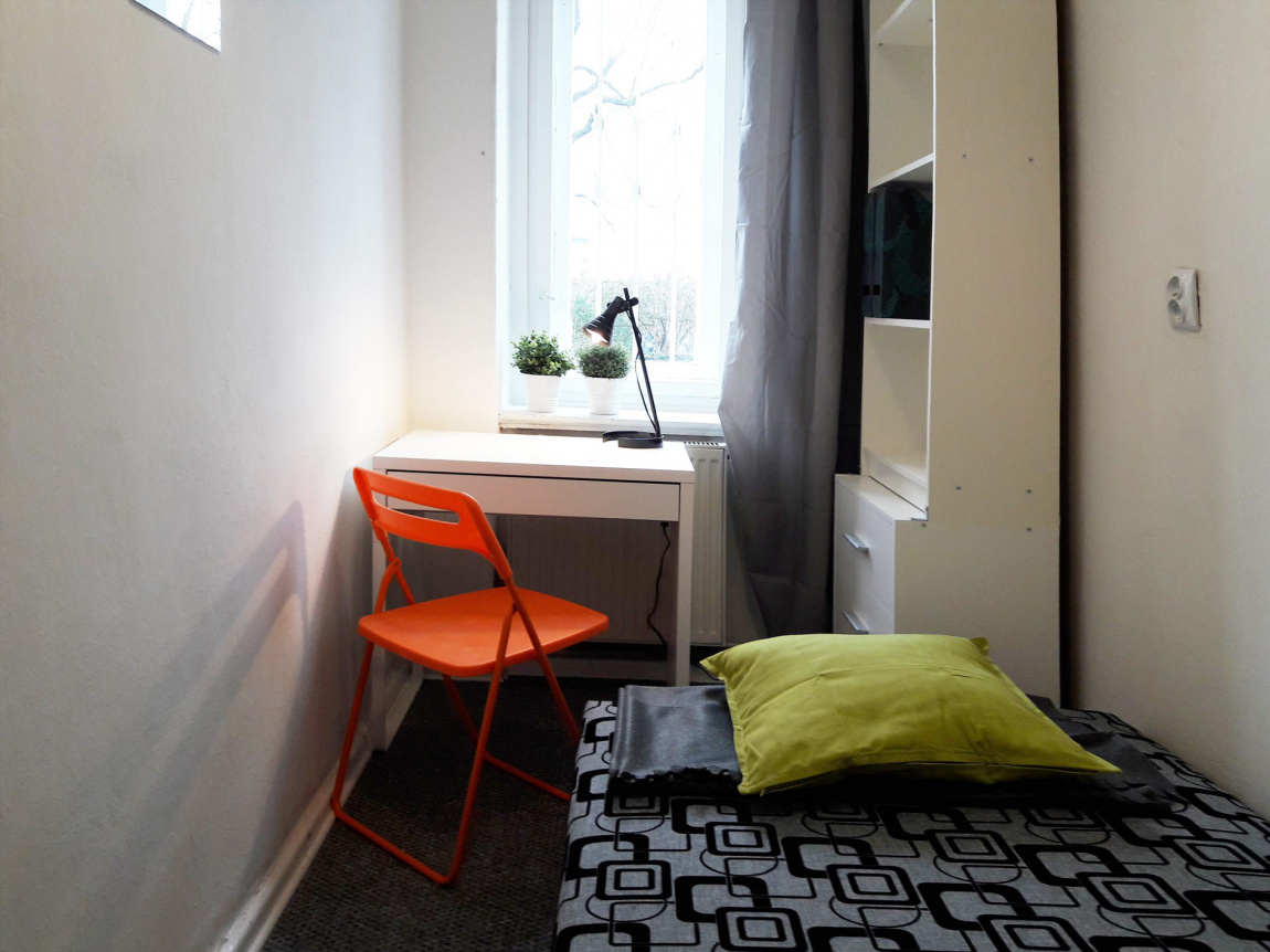 (WALE.28.2.1) SINGLE ROOM